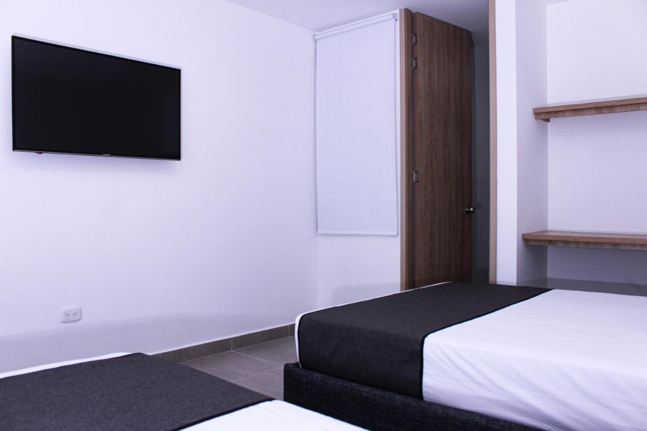 Ayenda Hotel Mm Pereira Exterior photo