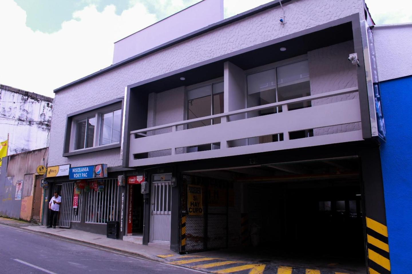 Ayenda Hotel Mm Pereira Exterior photo